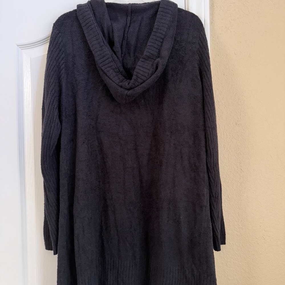 Barefoot Dreams cardigan with hood - Picture 2 of 3